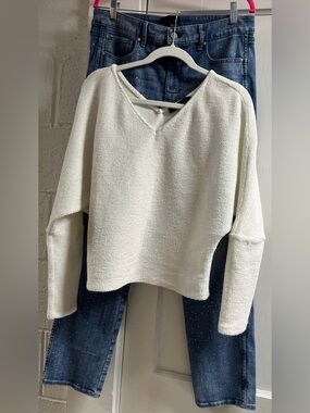 2 pc White House Black Market sz12 Blue Jeans with Silver Stud Accents and top M